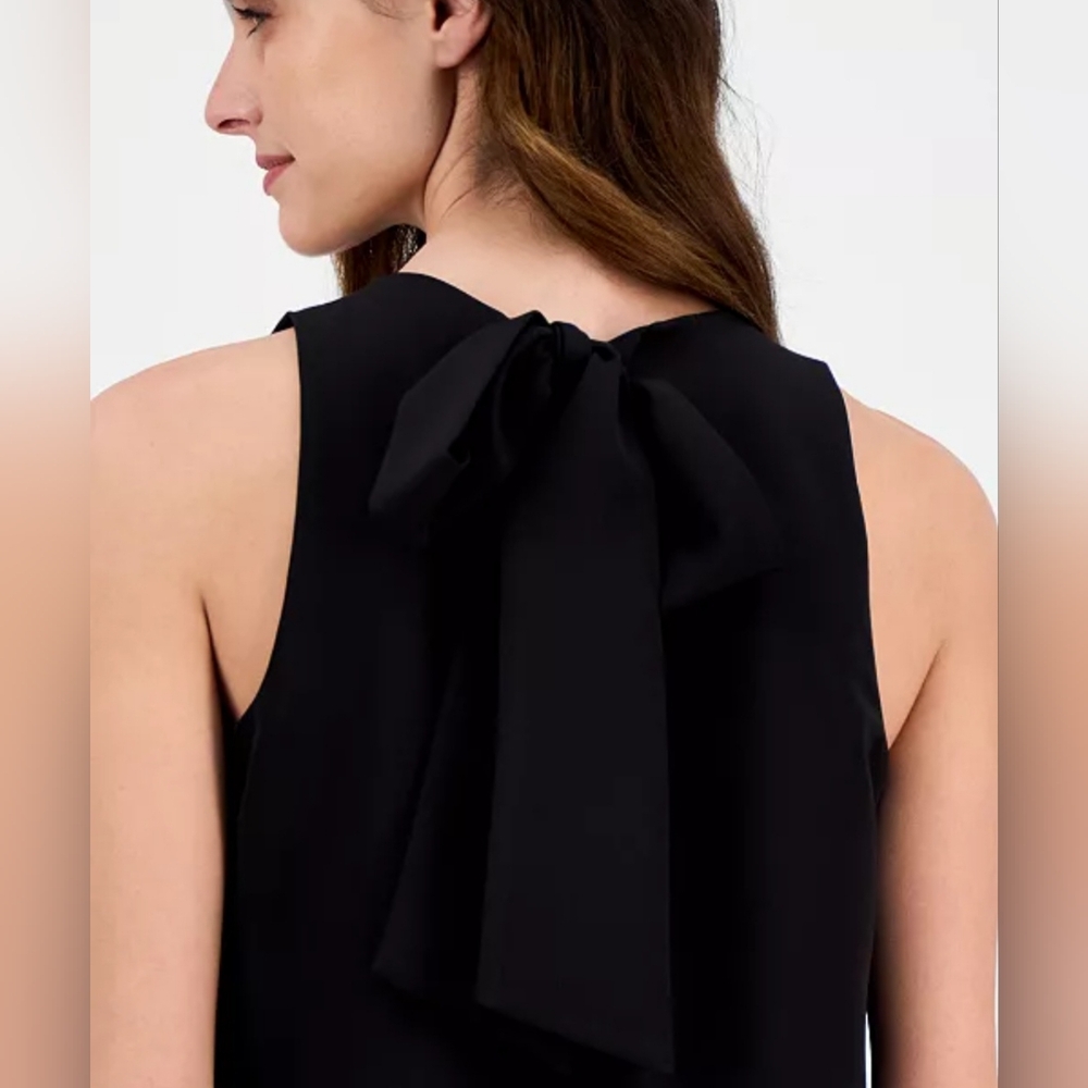 Women's Clothing (A143) - Picture 2 of 10